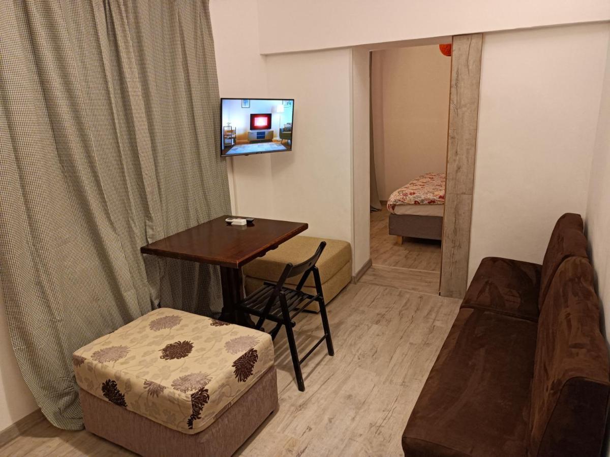 Lux Apartament In The Bubble Of Piata Romana Bucareste Exterior foto