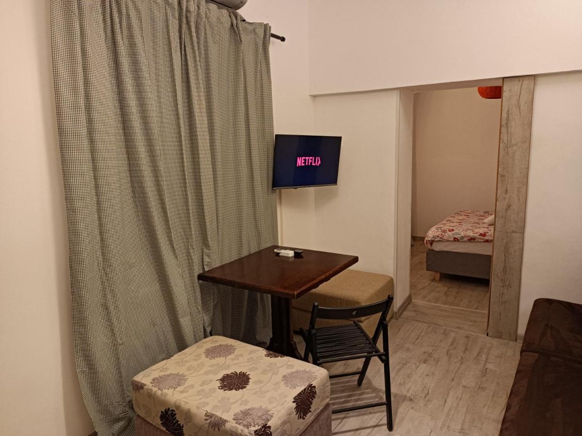 Lux Apartament In The Bubble Of Piata Romana Bucareste Exterior foto